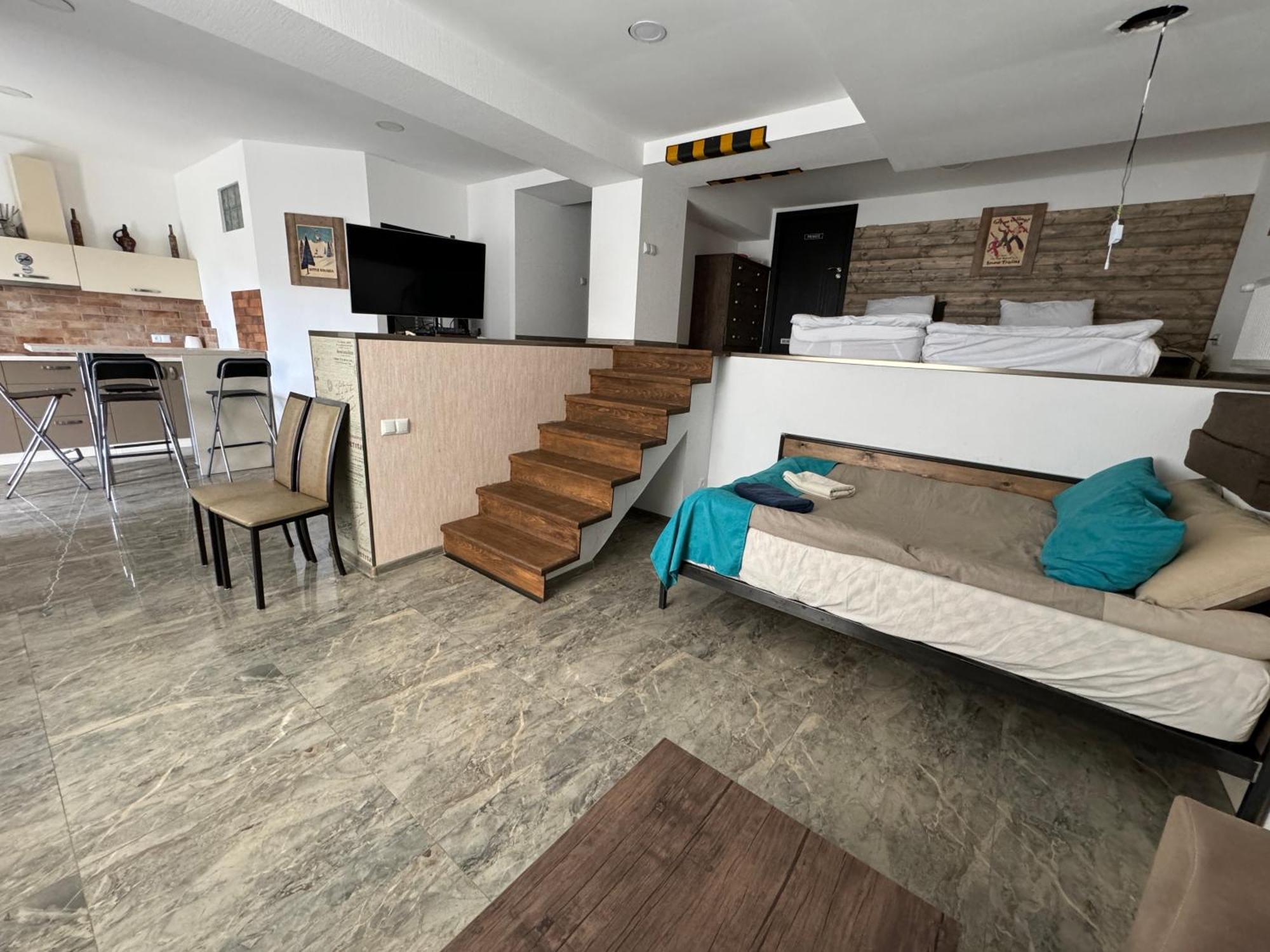 Mountain Cricket Chalets And Apartments Gudauri Room photo